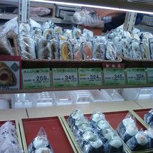 魅力的なおにぎりばかり。