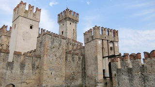 13世紀に建てられた城塞