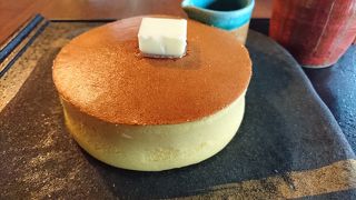 平日お昼時は空いていました。