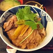 並んでも食べたい牛丼