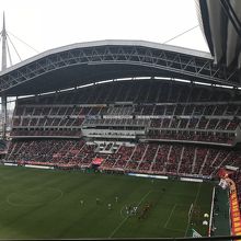 ホーム・アウェイ席とも満員でした