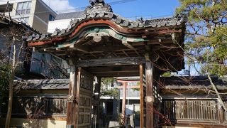 境内に鎮守社の陀枳尼尊天