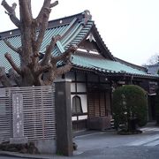 滑川に近い静かなお寺