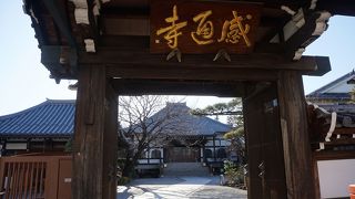 境内に摩利支天のお堂