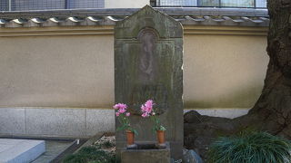 見どころは、板碑型の庚申塔