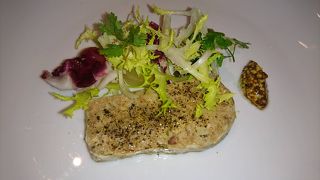 ドミニク・ブシェのカジュアルライン。