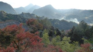 紅葉シーズンは見事