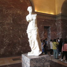 ルーヴル美術館