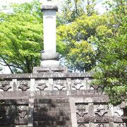 高岡の開祖、前田家２代目の前田利長の墓所です