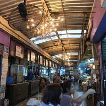 混んでいました