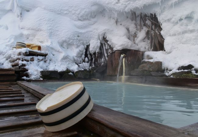 今年の雪見露天風呂はココで決まり！(日本秘湯を守る会会員旅館）