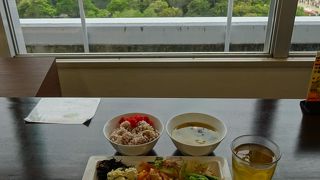 ビュッフェスタイルの穴場的存在