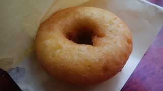 揚げたてドーナツ
