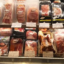 ここで生ハムを購入して帰宅します。