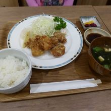 唐揚げは美味しい