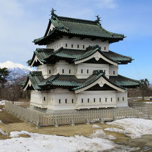天守が本来の場所に戻ったら、このアングルは撮れないはずですね