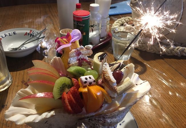 ちろり 横濱海岸通り21番地―B海の聴こえる喫茶店にて 1から8 全巻　セット テラス席犬OK】横浜中華街「CHILLULU COFFEE」に行ってきました