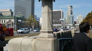 歴史を語る橋。