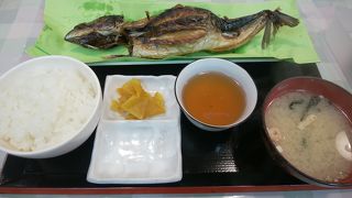 脂がのって美味しい焼きサバ定食