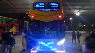 ビエンチャンからパクセ行きの夜行バスに乗る