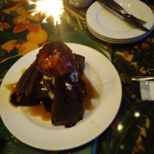 三人前はあるデザート、約2000円