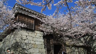 松山城本丸広場手前の門