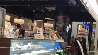 割と空いている