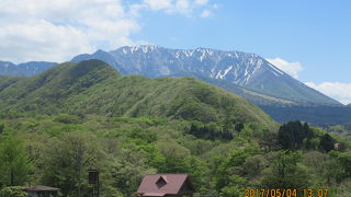 道路のレベルが高くドライブに最適。新緑の季節がおすすめ。