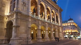 立ち見３ユーロでできます！