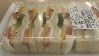 ペロリと食べられるフルーツサンド！