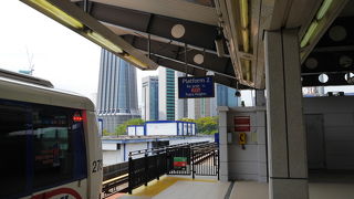 チャイナタウンの最寄り駅