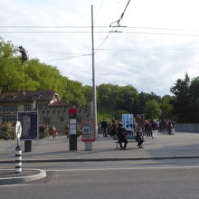 クマ園への入り口です