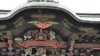 色彩豊かな神社です