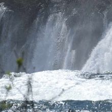 Kravicaの滝。水量がすごかった。