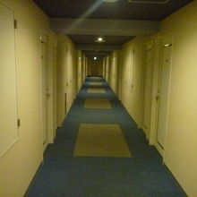 種子島にある系列ホテルと同じように長～い廊下。