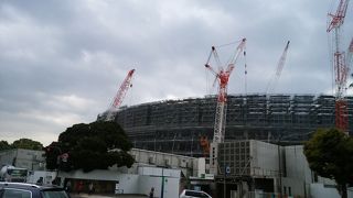 現在建築中の新国立競技場。工事現場がすごい！