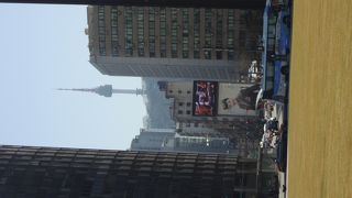 鐘路5街からも見えるタワー