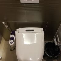 共用トイレに設置されていた洗浄便座