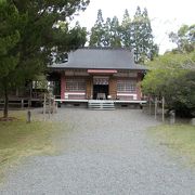 人吉城址公園の中にあります。