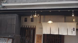 地酒が多いうどん屋