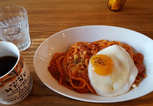 モチモチ麺のスパゲティ。価格は強気すぎる