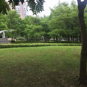 中山駅至近の大きな公園！