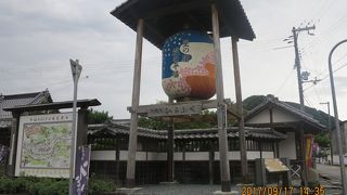 中国道佐用ＩＣから北へ５分。智頭急行でもアクセスできます。