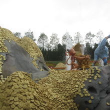 クリスタル グロット (晶彩奇航)