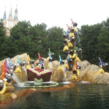 クリスタル グロット (晶彩奇航)