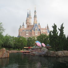 クリスタル グロット (晶彩奇航)