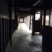 大きな酒屋さんで、見学はできなかったのが残念。