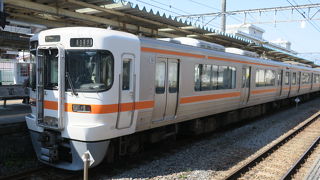 観光客も多いです