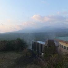 湯気のあたりが露天風呂。