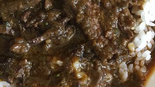 味わい深いカレー